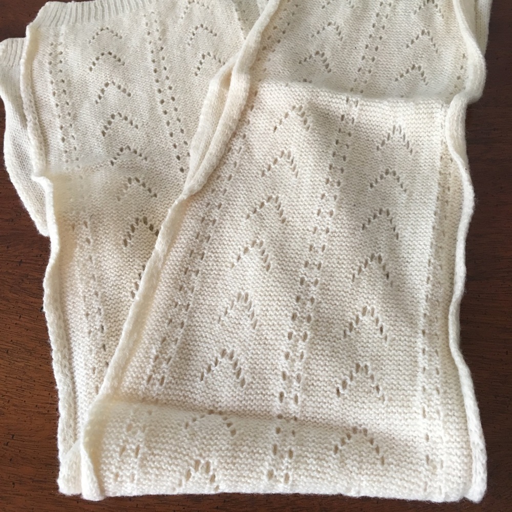 Delicate Patterned Cream Scarf - image 1